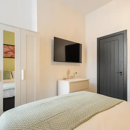 Tatil Evi 4 Bedroom With Parking Harrogate