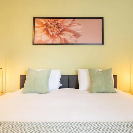 Tatil Evi 4 Bedroom With Parking Harrogate
